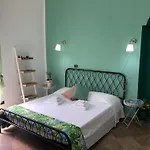 Rainbow Cinqueterre بيت ضيافة لا سبيتسْيا